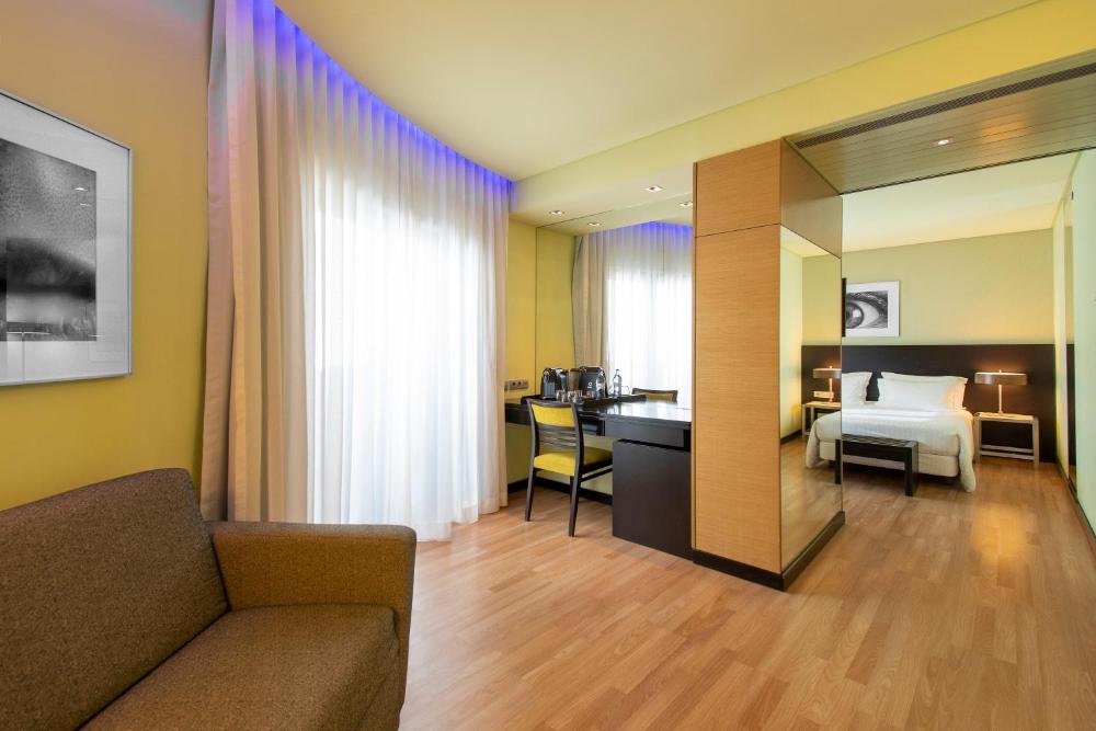King Suite interior